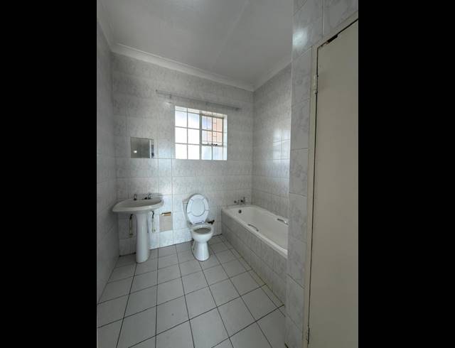 1 BEDROOM PROPERTY TO RENT IN PRIMROSE